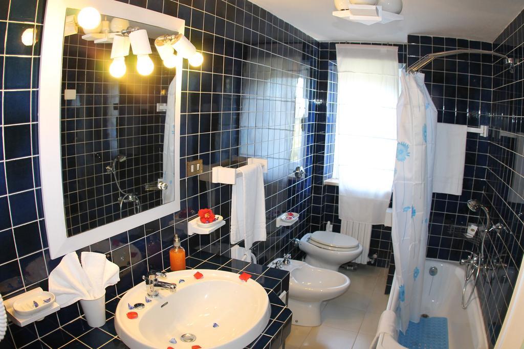B&B Oltremare Cannigione Szoba fotó